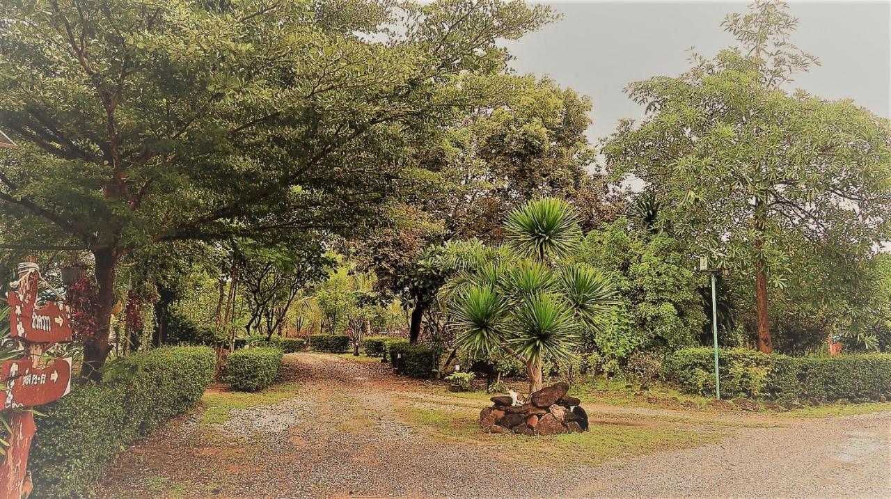 Eidi Homestay Nong Kung Si Exterior foto
