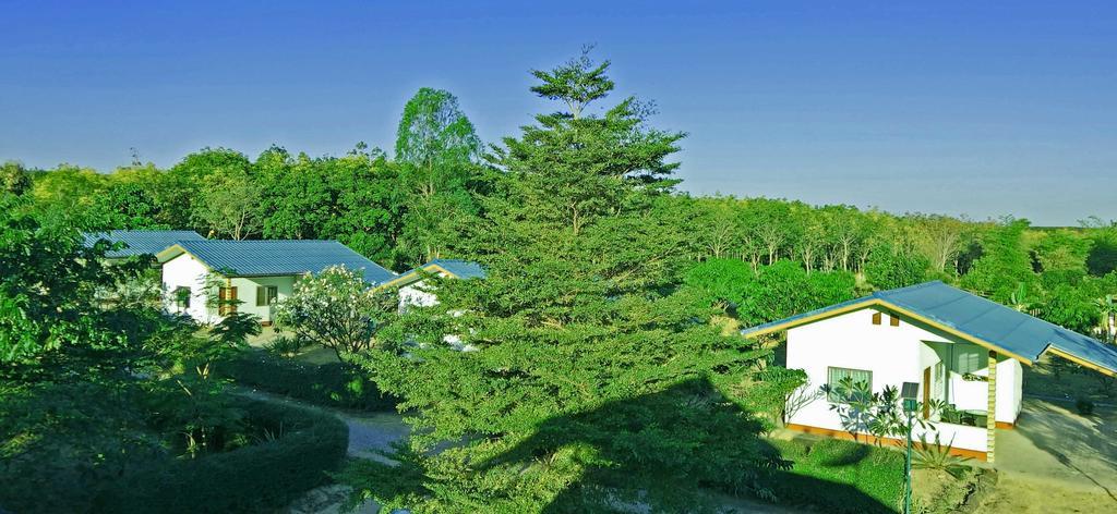 Eidi Homestay Nong Kung Si Exterior foto