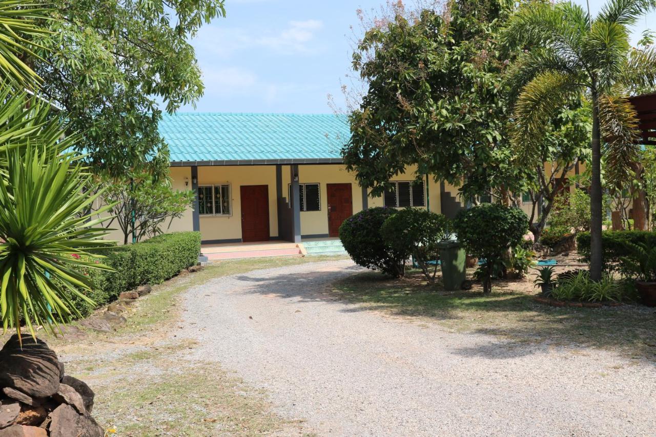 Eidi Homestay Nong Kung Si Exterior foto